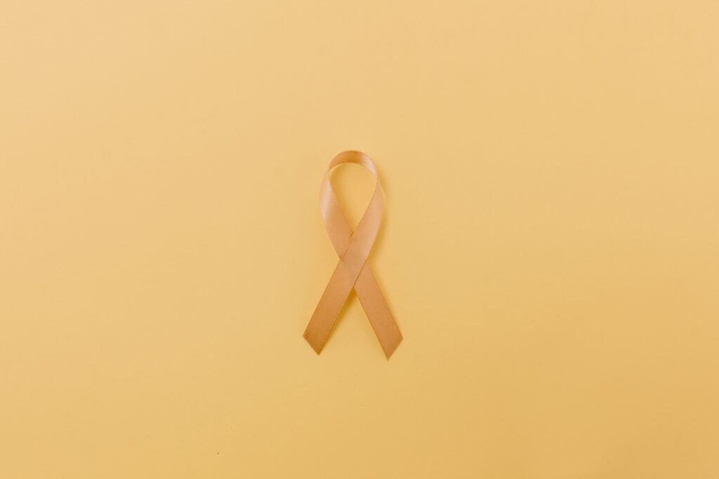 Fita amarela, símbolo da campanha de conscientização sobre saúde mental no Setembro Amarelo.